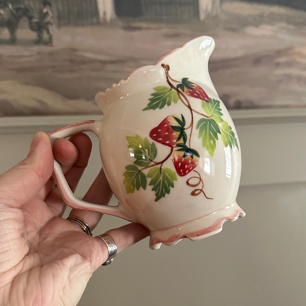 Strawberry Ceramic Sugar and Creamer Set approx. 4 1/2” tall 3” wide - Picture 8 of 10